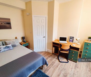 7 bedroom end of terrace house to rent - Photo 4