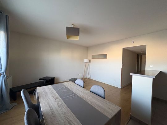 Location Appartement 2 pièces 47m² - Photo 1