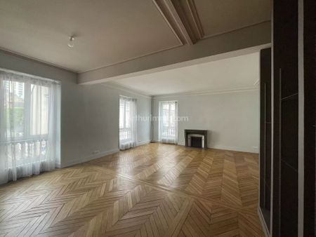 Location Appartement 5 pièces 127 m2 à Le Mans - Photo 4