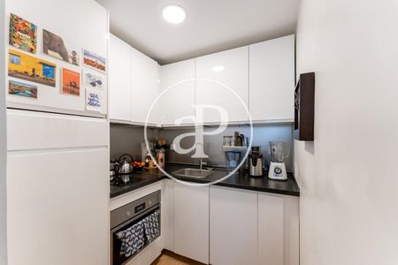 Piso de alquiler en C. de Sagunto, Trafalgar - Photo 5