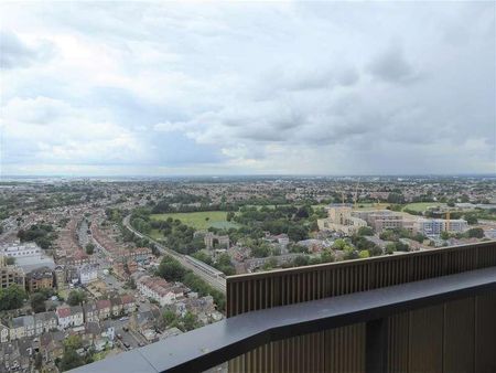 Barratt House, High Street Quarter, Hounslow, TW3 - Photo 5