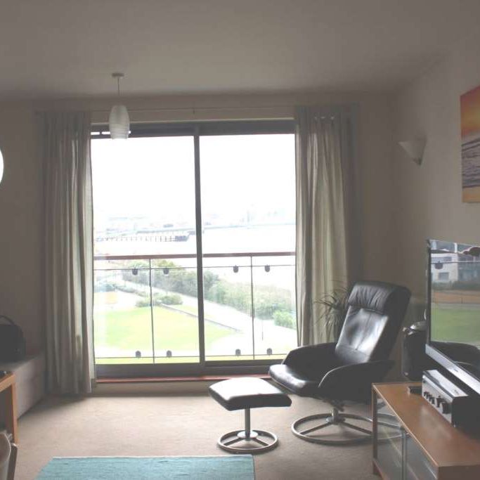 Price £1,600 pcm - Available 20/12/2025 - Unfurnished - Photo 1