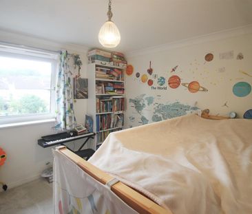 Kings View, West End Road, High Wycombe - Photo 4
