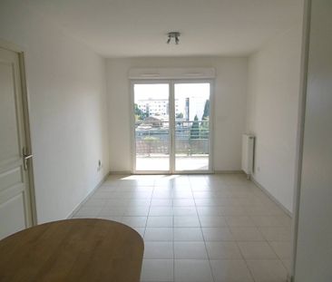 Location Appartement 2 pièces 42m² MONTPELLIER 34000 - Photo 2