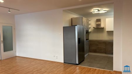 NEU ausgemaltes Wohnjuwel nahe Innenstadt: Moderne Mietwohnung mit Top-Grundriss! - Photo 3