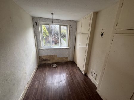 Hythe Road, London, CR7 8 - Photo 4