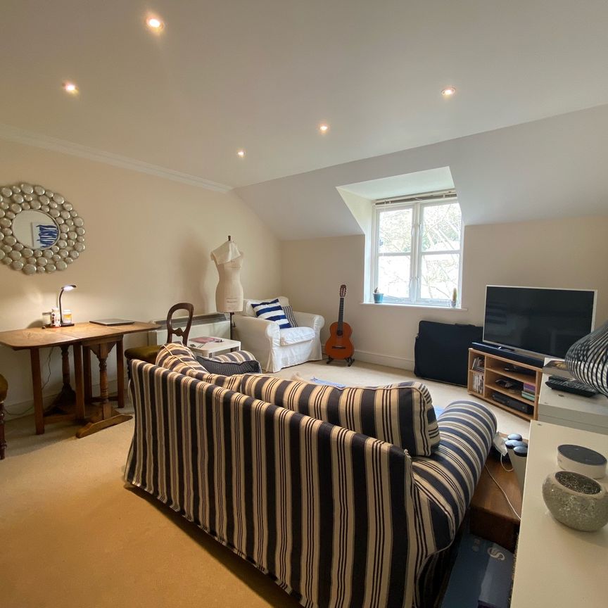 2 bedroom apartment to rent Tabrams Pitch, Nailsworth, Stroud, Gloucestershire, GL6 - Photo 1