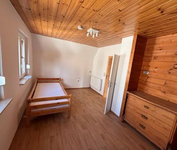 Helle grundsanierte WG-geeignete 2,5 Zimmer-Wohnung in Uttenreuth - Foto 1