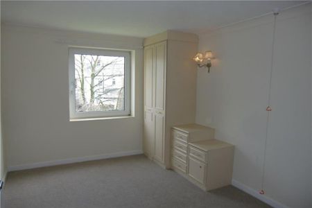 1 bedroom retirement property to rent - Photo 4