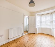 Deanes Park Road, Fareham - Photo 1