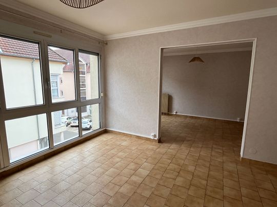 Location Appartement 5 pièces 90m² - Photo 1