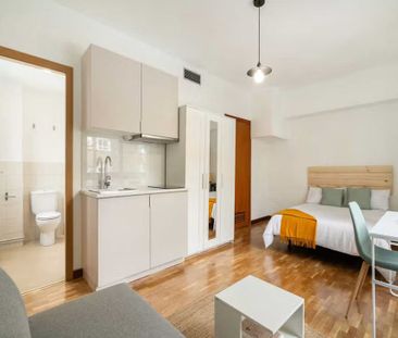 Calle de Mesena, Madrid, Community of Madrid 28033 - Photo 3