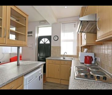 Village Terrace Room 1 - Photo 6