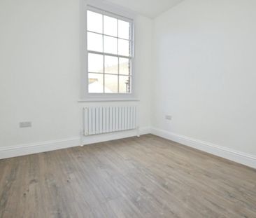 1 bedroom House To Let Total Size: 442 SQ FT - Photo 3