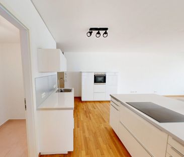 Ideal für Singles und Paare: 2 Zimmer mit Loggia - Photo 3