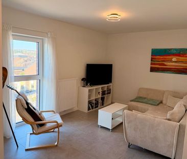 Appartement te huur - foto 2