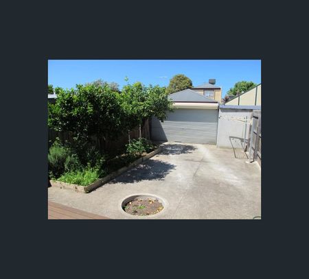 64 Vine Street, Moonee Ponds, Vic 3039 - Photo 3