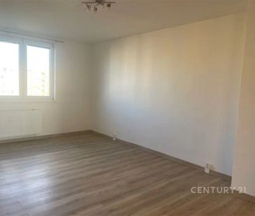 Podnájem moderního bytu 2+1 s lodžií – Ostrava, ul. Generála Píky - Photo 5