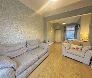 Highfield, Scarborough, YO12 - Photo 5