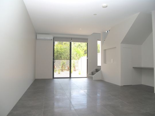 6/60 Hofmann Drive, Noosaville QLD 4566 - Townhouse For Rent | Domain - Photo 1