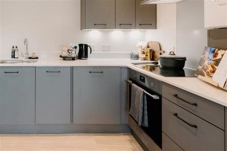 Casa, Vista Park, Glasgow, G33 - Photo 5