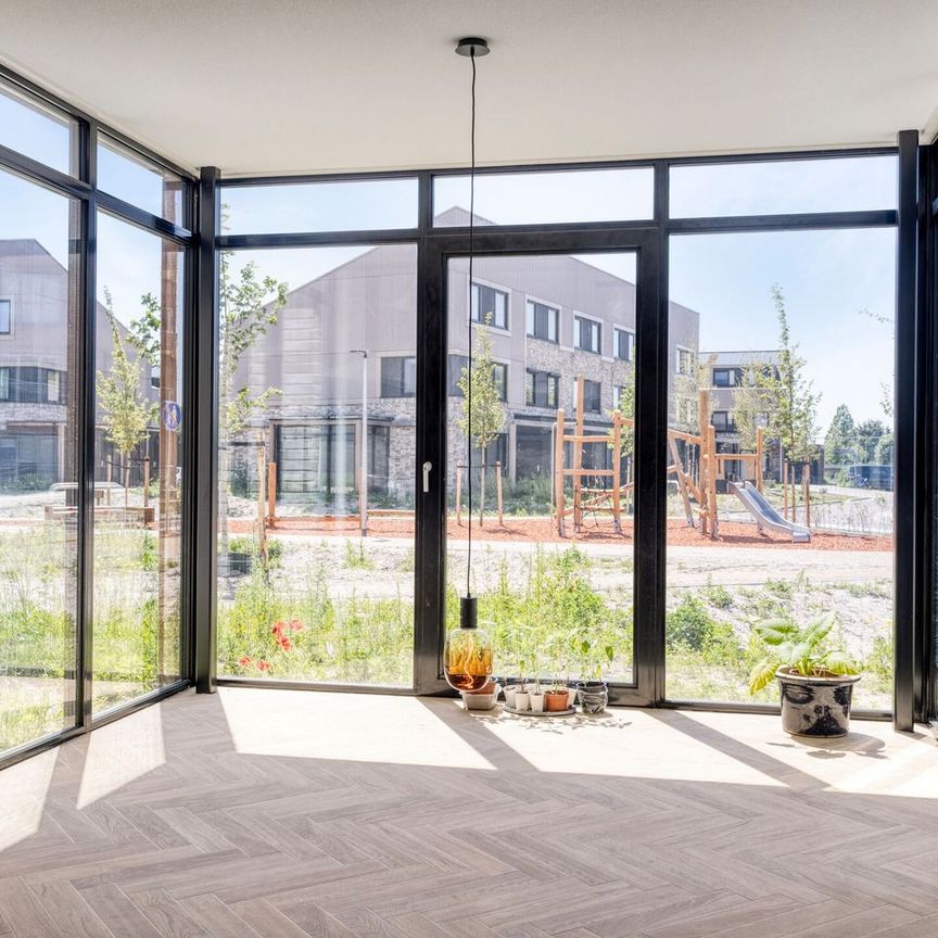 Huis te huur: M. Vasalishof 10 2548 BC Den Haag - Photo 1