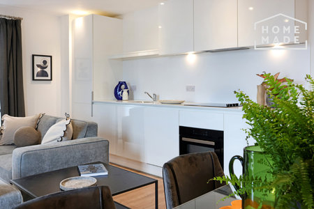 2 bedroom flat to rent - Photo 2