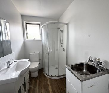 93 Springfield Road, St. Albans - Photo 1