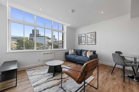 West Smithfield, London, EC1A 9HZ - Photo 3