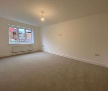 Oriel Road, Horsham, RH12 - Photo 1