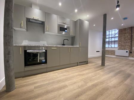 1 bedroom flat to rent - Photo 2