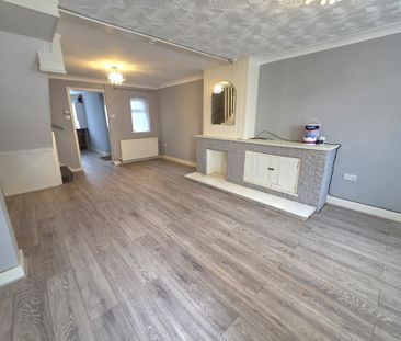 Leesland Road, Gosport - Photo 1