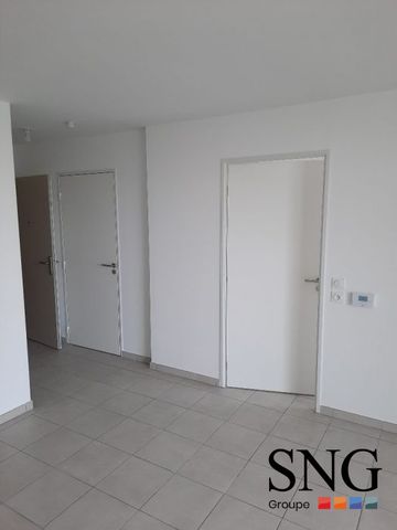 T2 AVEC PARKING ET BALCON - Photo 5