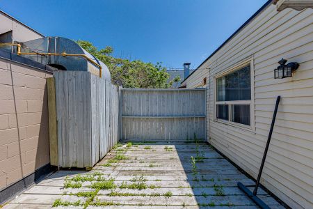 For Lease - 650A Queen Street Unit# 2, Toronto, Ontario - Photo 2