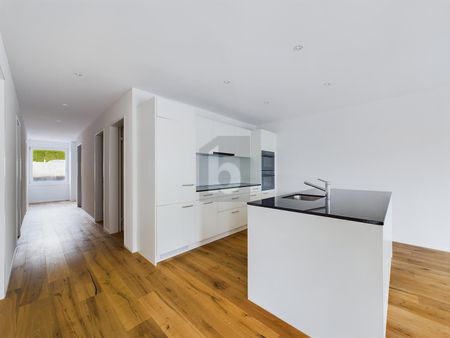 HELL, MODERN UND PRAKTISCH - Photo 4