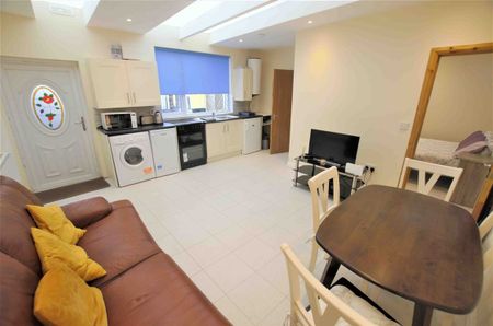 Albert College Park, Glasnevin, Dublin 11 - Photo 5