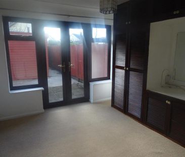 2 bedroom bungalow to rent - Photo 4