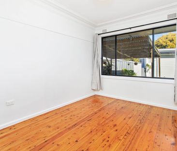 Great location! - Photo 2