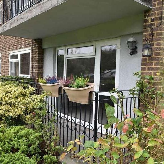 Wellis Gardens, St Leonards On Sea, TN38 - Photo 1