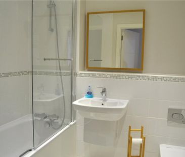 2 bedroom apartment to rent - Photo 6
