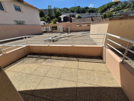Location Appartement 1 pièce 34m² TULLE 19000 - Photo 5