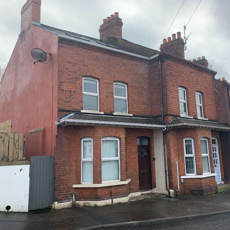 54 Mercer Street, Lisburn BT27 5AJ - Photo 1