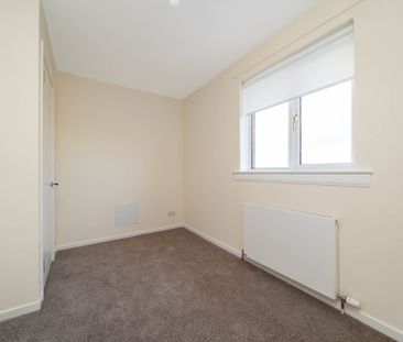 Price £1,900 pcm - Available Now - Unfurnished - Photo 6