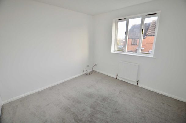 Price £1,275 pcm - Available 15/01/2026 - Unfurnished - Photo 1