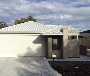 Large House in Top Location. Near Curtin Uni. - Photo 1
