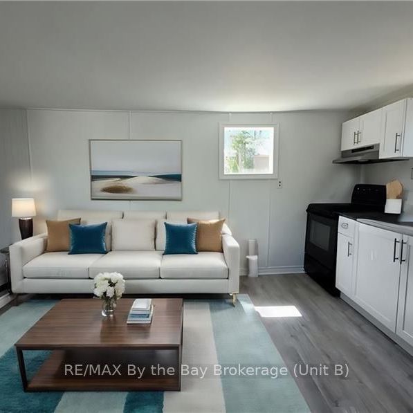 For Lease - 50 GLENWOOD Drive, Wasaga Beach, Ontario - Photo 1