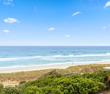 Luxury Furnished Apartment With Stunning Beachfront Views - Photo 2