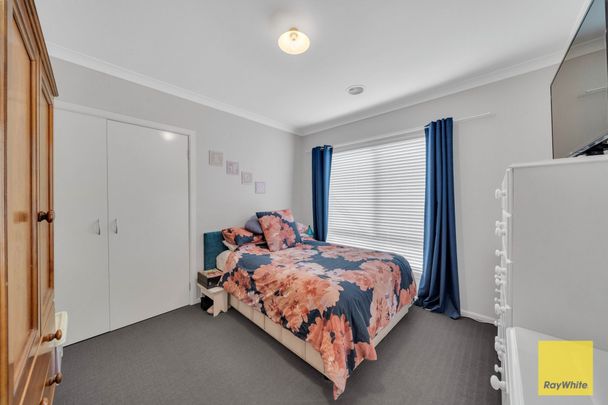 The Perfect Family Haven in the Heart of Tarneit - Photo 1