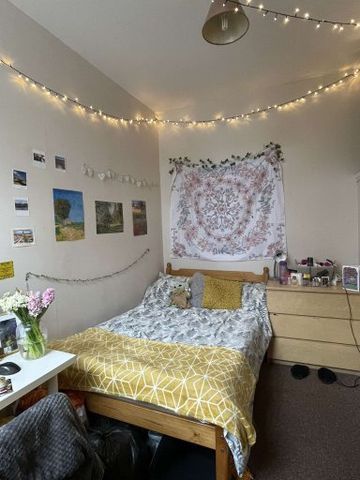 38 Harrow Road - Photo 2