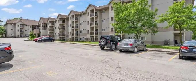 3000 SANDWICH STREET Unit# 303 | 3000 SANDWICH STREET Unit# 303, Windsor - Photo 1